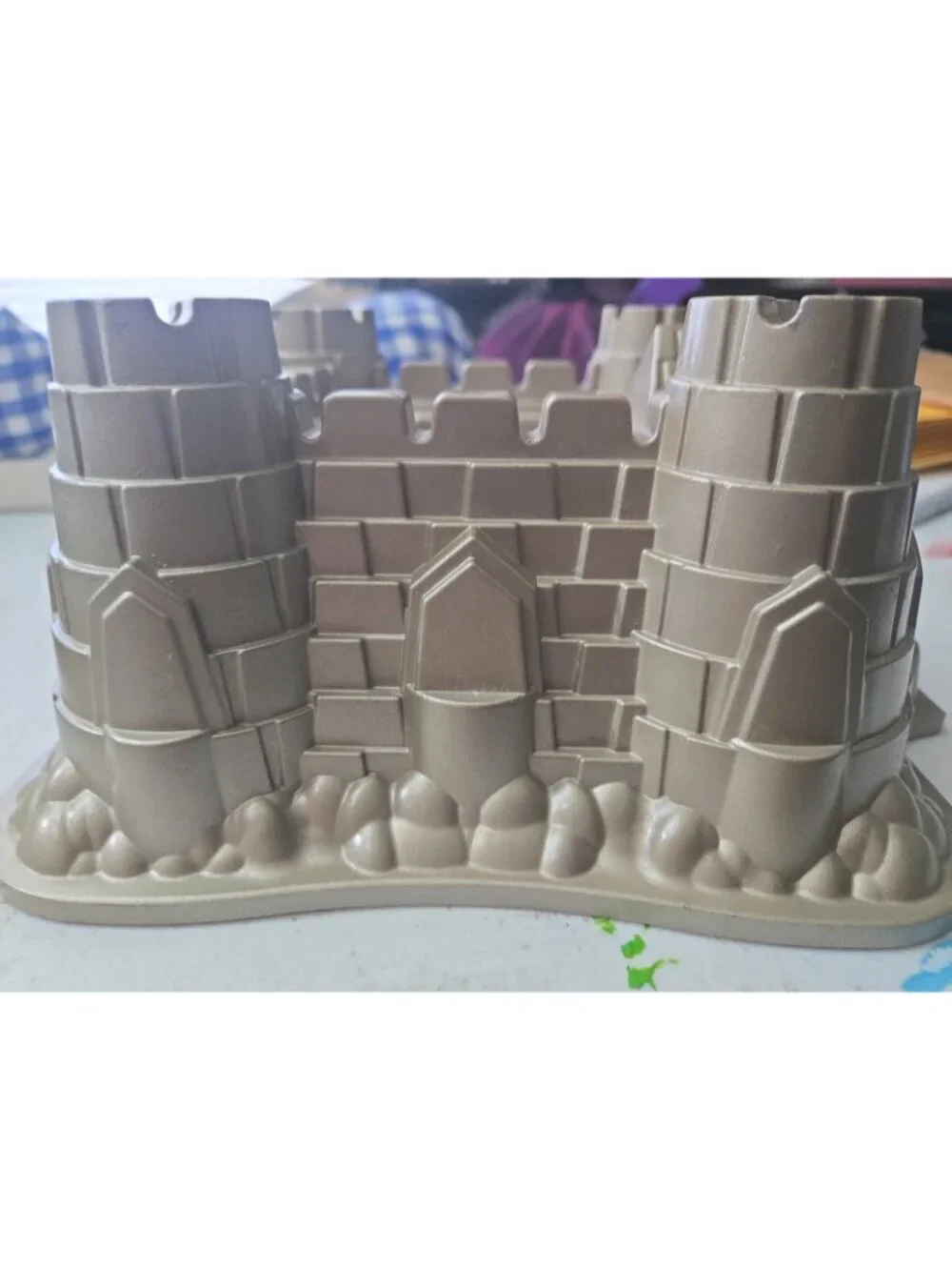 Nordic Ware Castle Bundt Cake Pan Gold 10 Cups USA